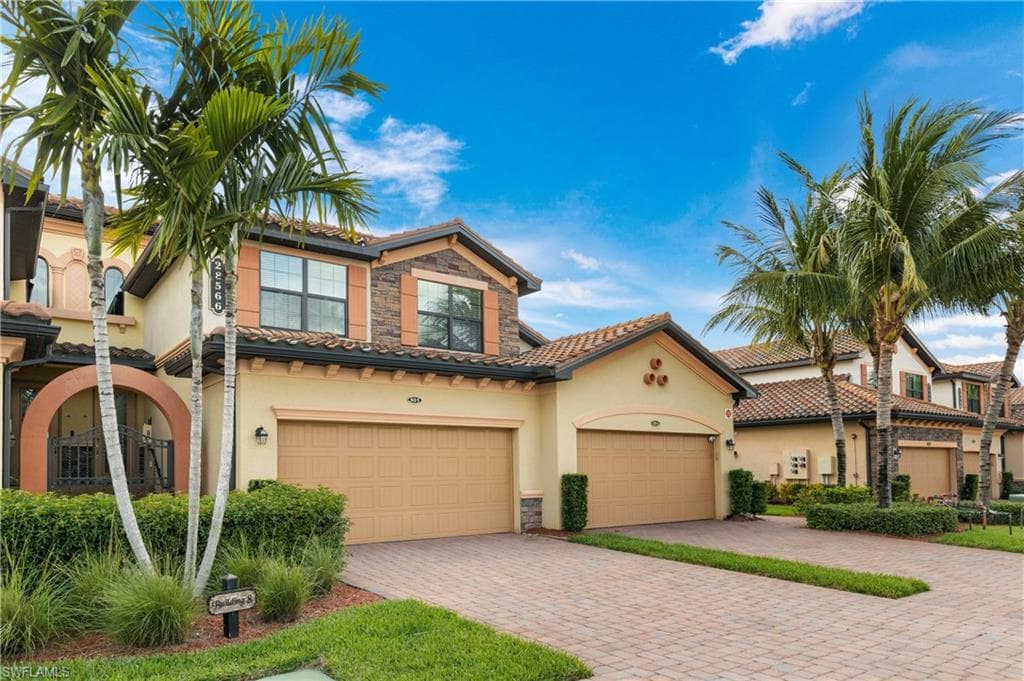 28566 Carlow CT 803 BONITA SPRINGS, FL 34135