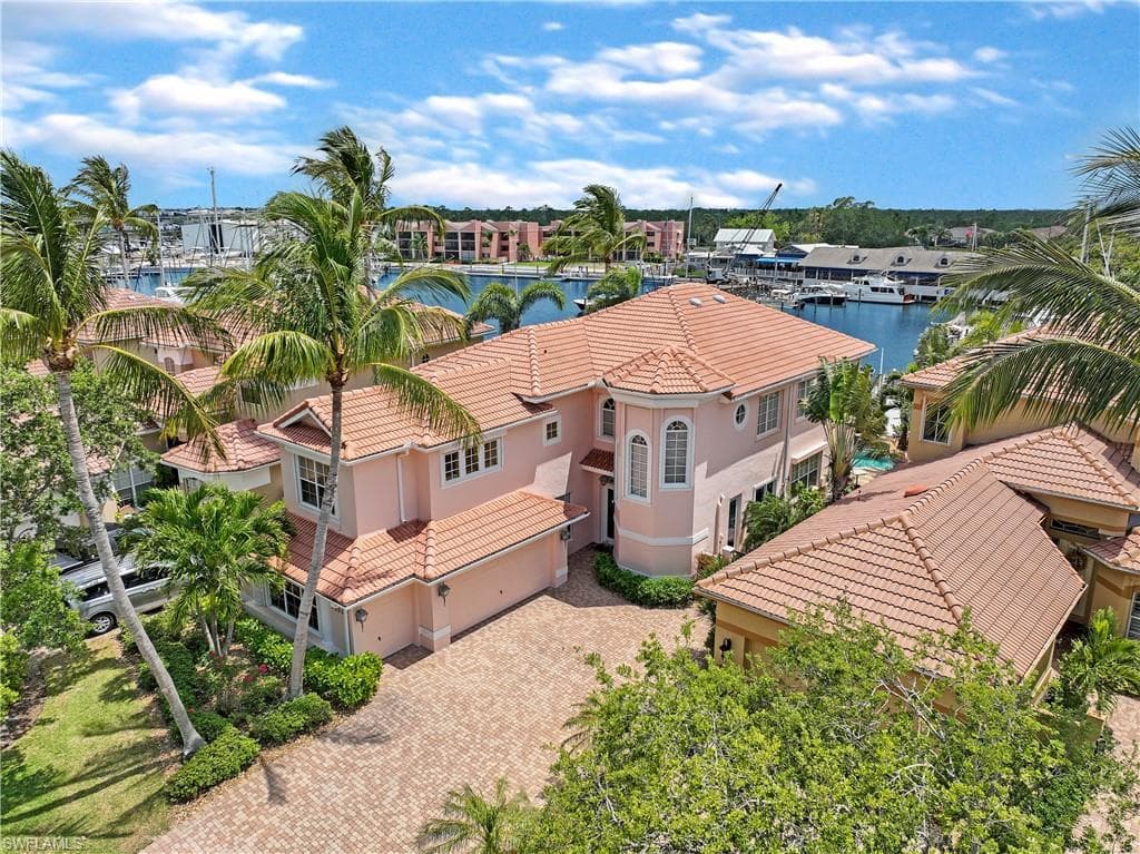 3253 SUNSET KEY CIR PUNTA GORDA, FL 33955