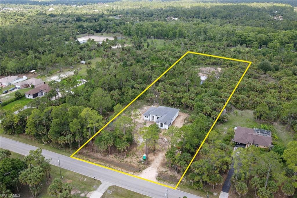 1341 16TH ST NE NAPLES, FL 34120