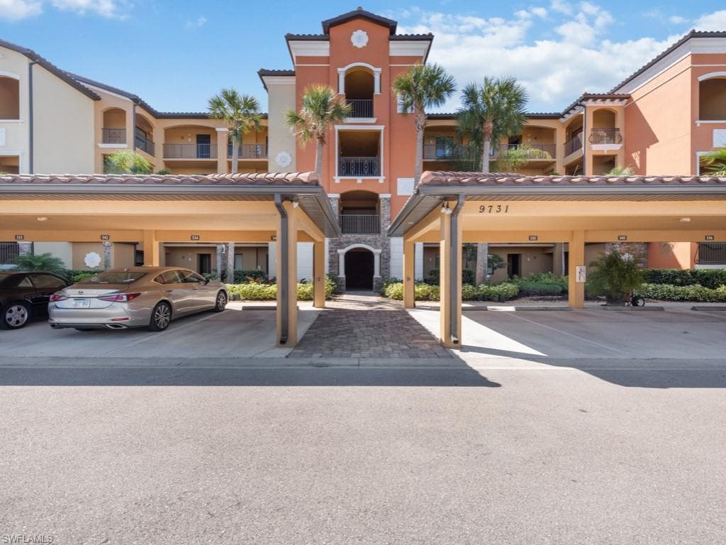 9731 Acqua CT 518 NAPLES, FL 34113