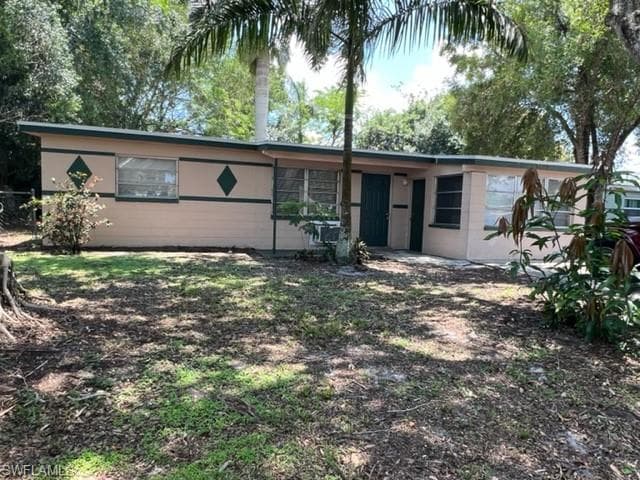 3504 Lantana ST FORT MYERS, FL 33916