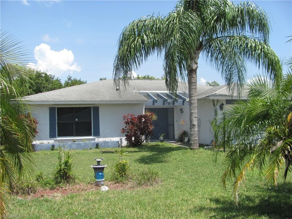 4101 SE 1st CT CAPE CORAL, FL 33904