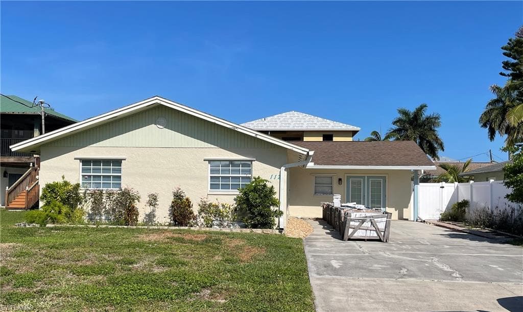 112 Capri BLVD NAPLES, FL 34113