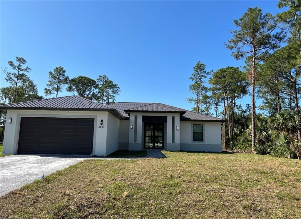 3847 Hoffman ST FORT MYERS, FL 33905