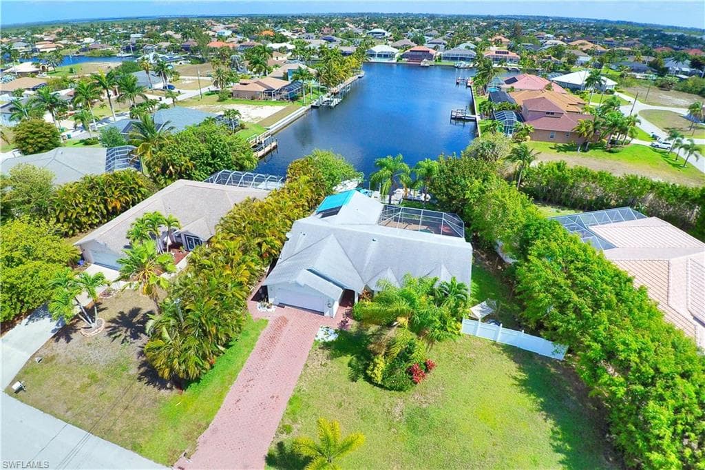 2607 SW 39th TER CAPE CORAL, FL 33914