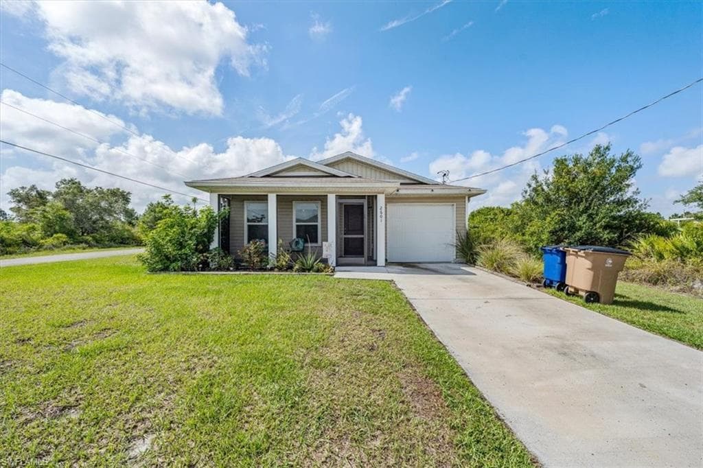 2601 12th ST SW LEHIGH ACRES, FL 33976