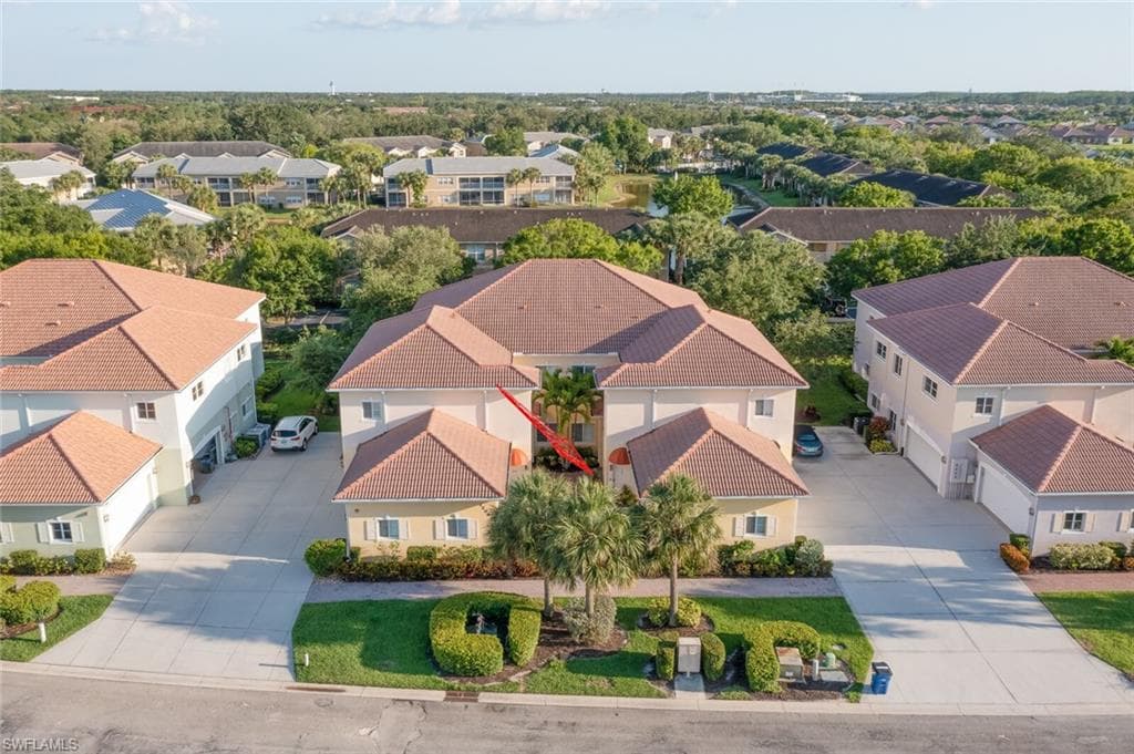 12091 Santaluz DR 102 FORT MYERS, FL 33913