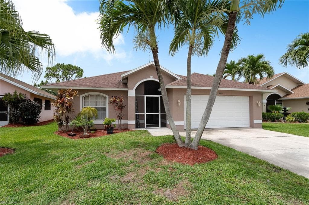 9392 Palm Island CIR NORTH FORT MYERS, FL 33903