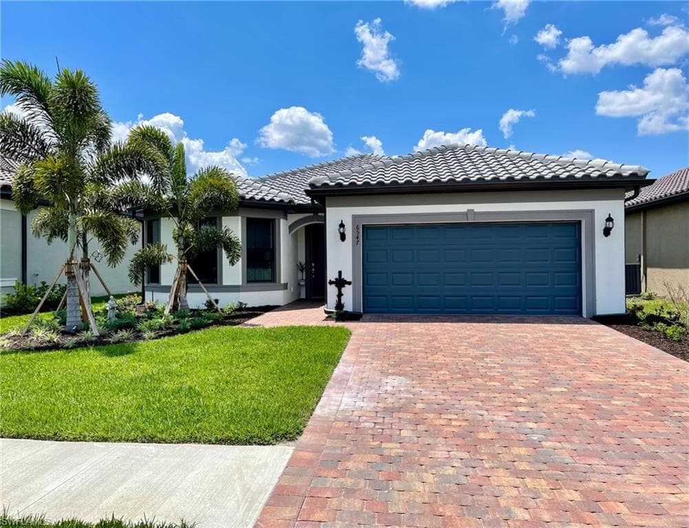6547 Holiman WAY AVE MARIA, FL 34142