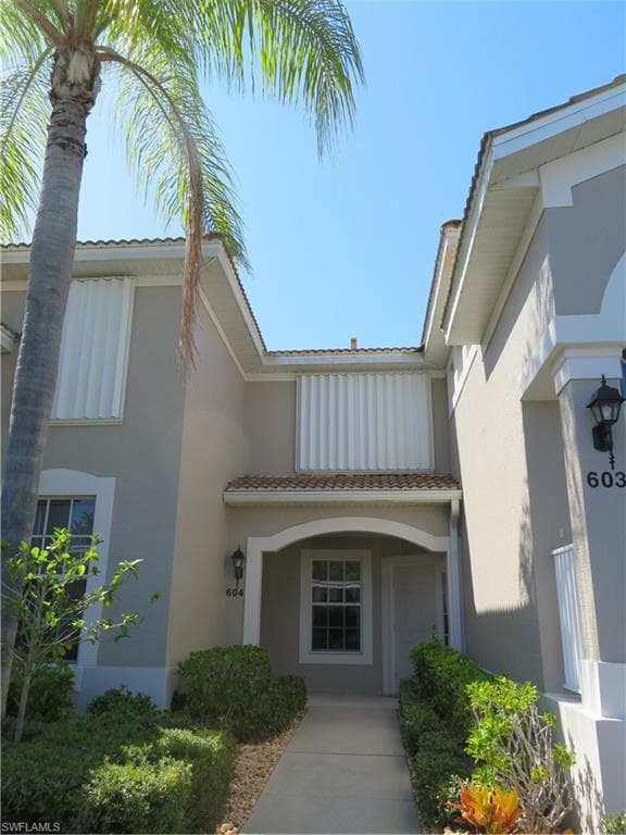 10128 Colonial Country Club BLVD 604 FORT MYERS, FL 33913