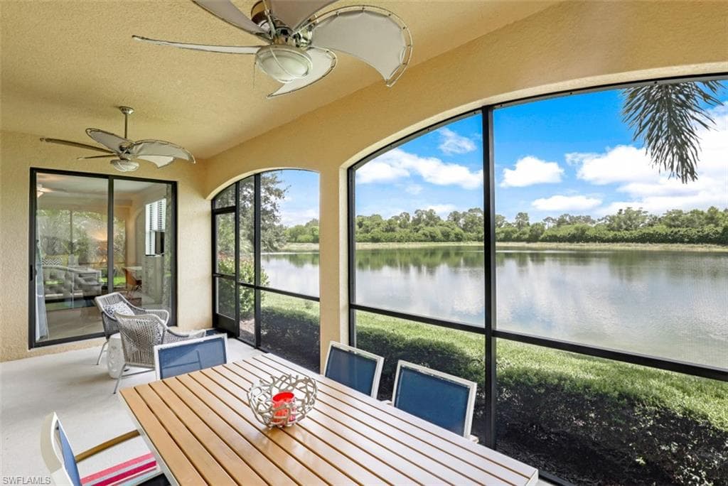 9476 Napoli LN 102 NAPLES, FL 34113