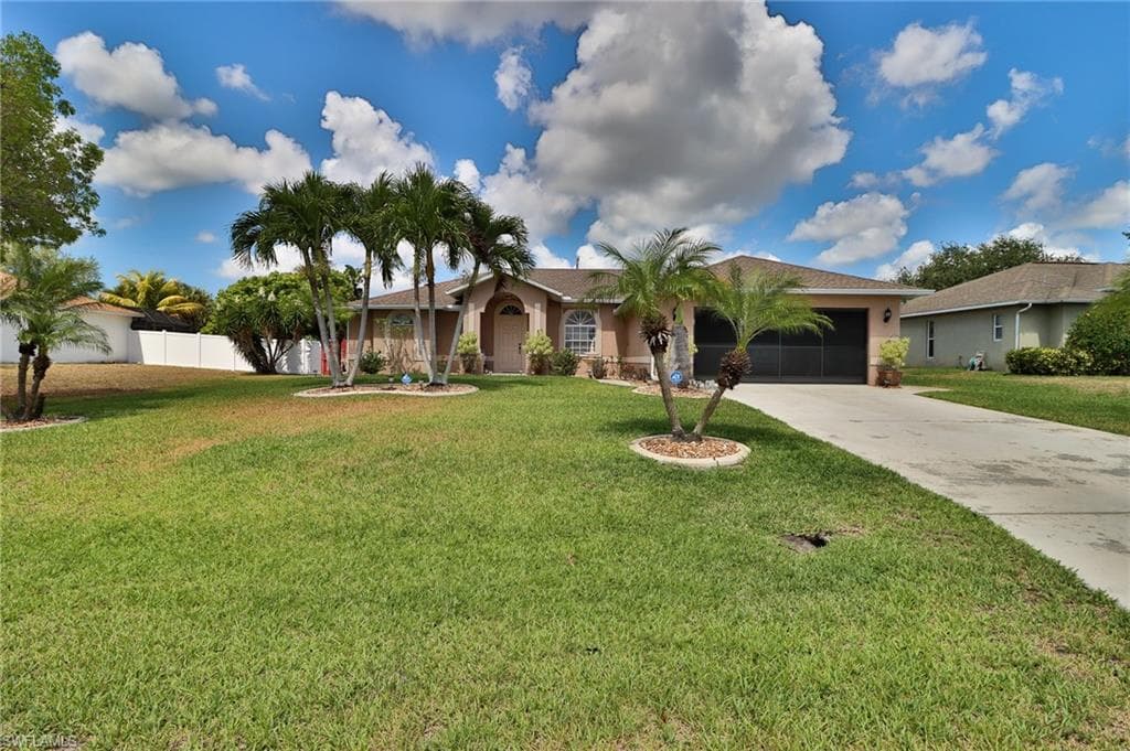 4134 SW 8th CT CAPE CORAL, FL 33914