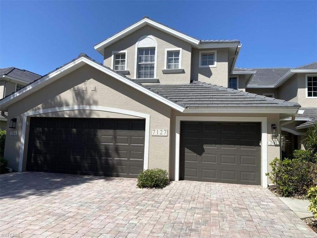 7127 Blue Juniper CT 201 NAPLES, FL 34109