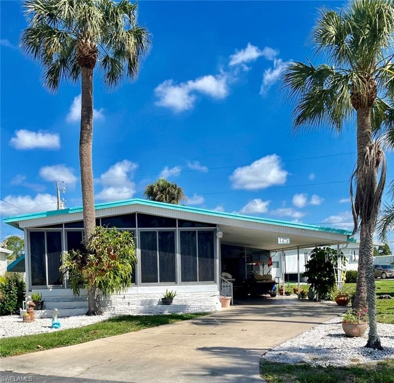 125 Overland TRL NORTH FORT MYERS, FL 33917