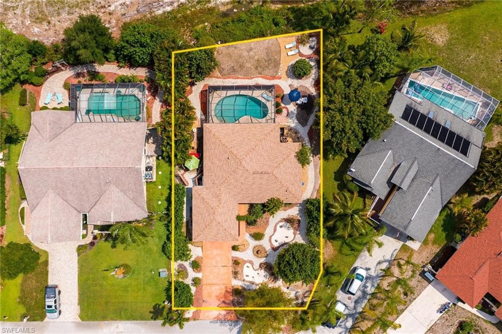 25488 Carney CIR BONITA SPRINGS, FL 34135