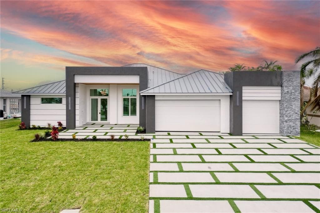 1511 SW 40th TER CAPE CORAL, FL 33914