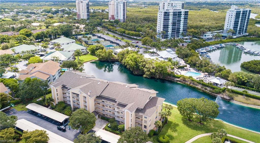 380 Horse Creek DR 105 NAPLES, FL 34110