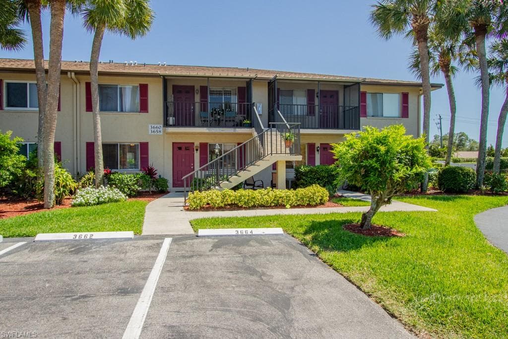 3658 Arctic CIR 203 NAPLES, FL 34112