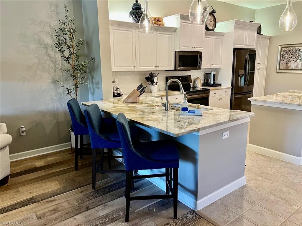 8661 Piazza Del Lago CIR 204 ESTERO, FL 33928