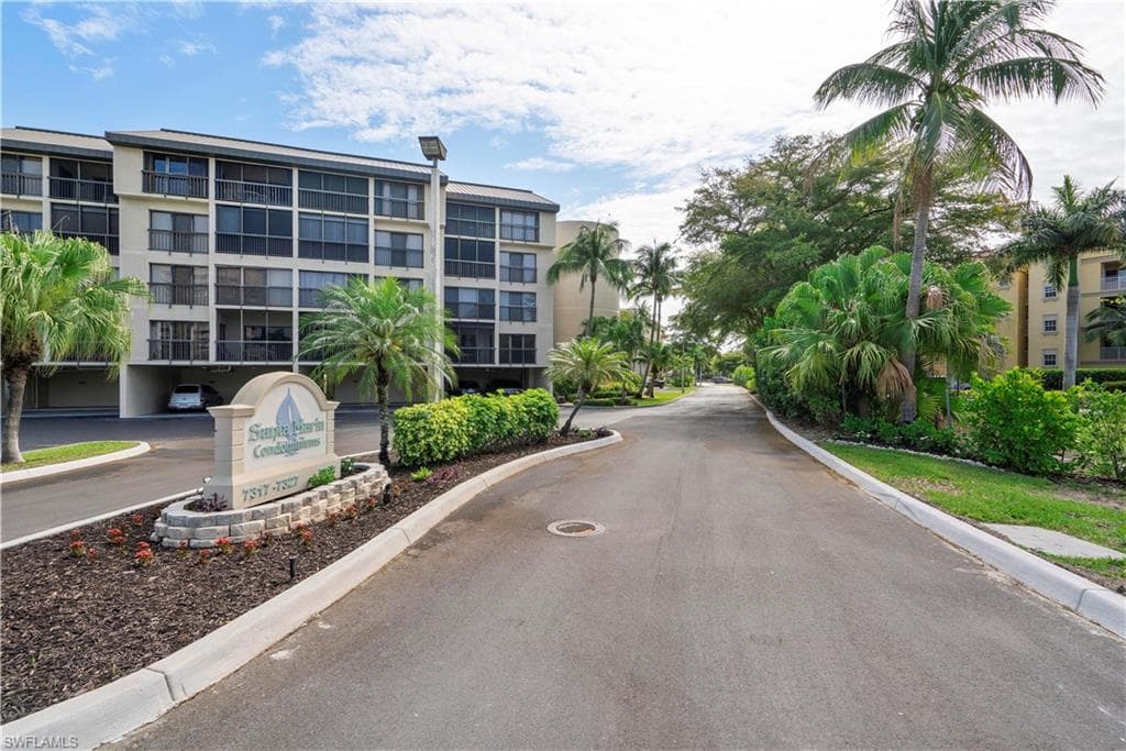 7327 Estero BLVD 304 FORT MYERS BEACH, FL 33931