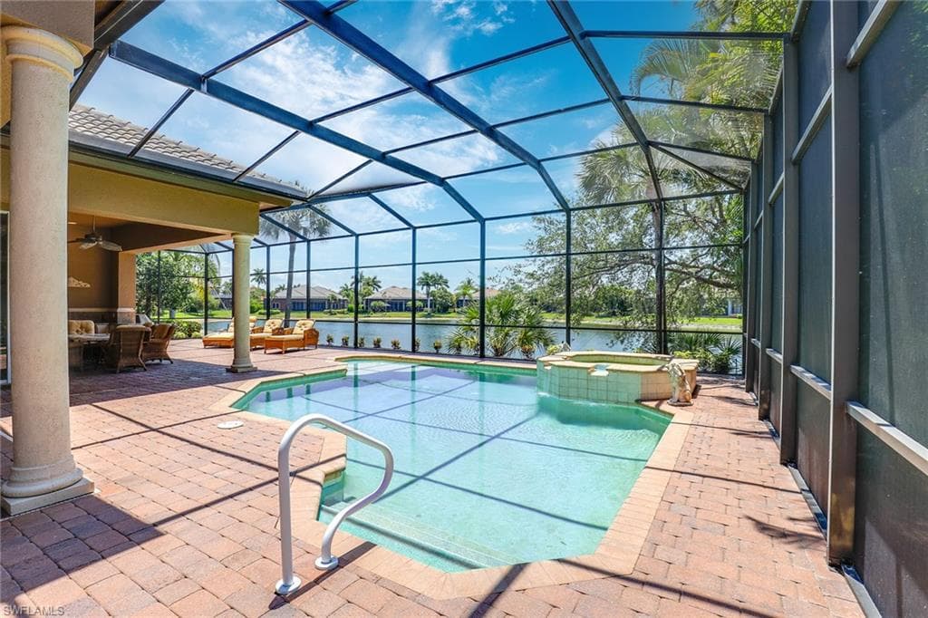 9023 Shenendoah CIR NAPLES, FL 34113