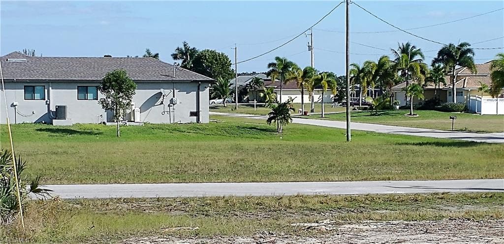 4213 NW 36th LN CAPE CORAL, FL 33993