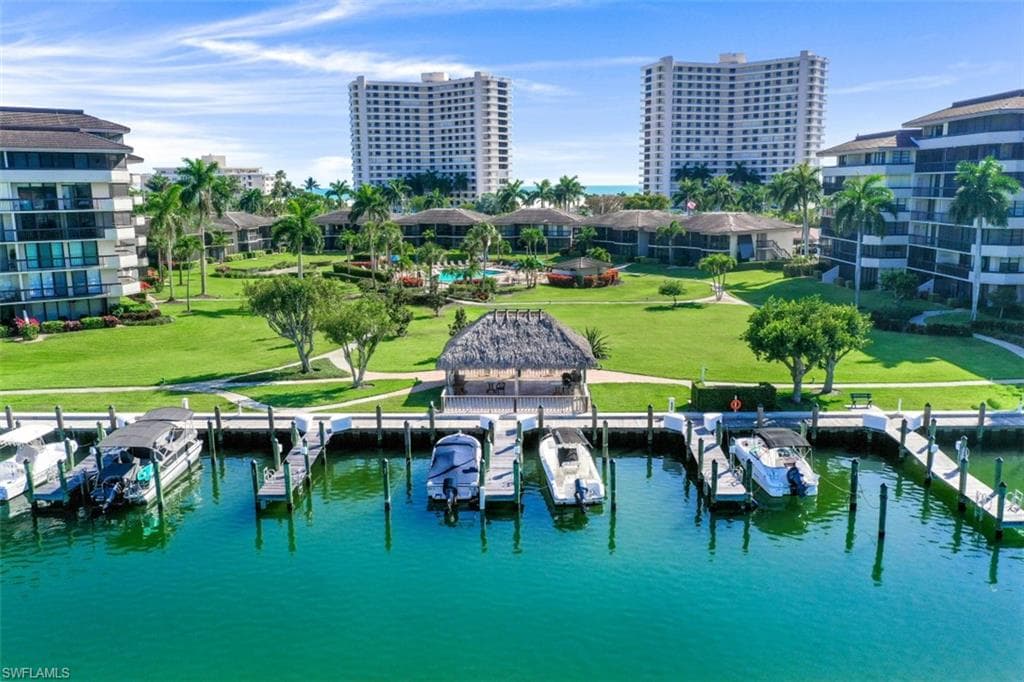 633 Seaview CT M-4 MARCO ISLAND, FL 34145