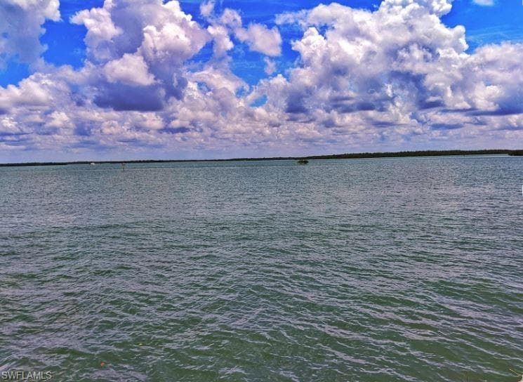 1405 Butterfield CT MARCO ISLAND, FL 34145