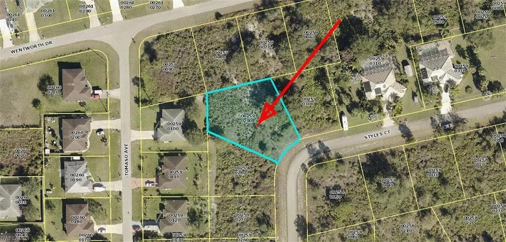 1833 Styles CT LEHIGH ACRES, FL 33972