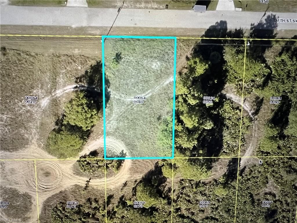4013 7th ST SW LEHIGH ACRES, FL 33976