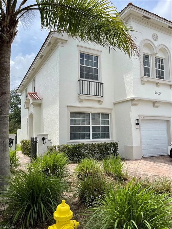 7009 Romana WAY 1608 NAPLES, FL 34119