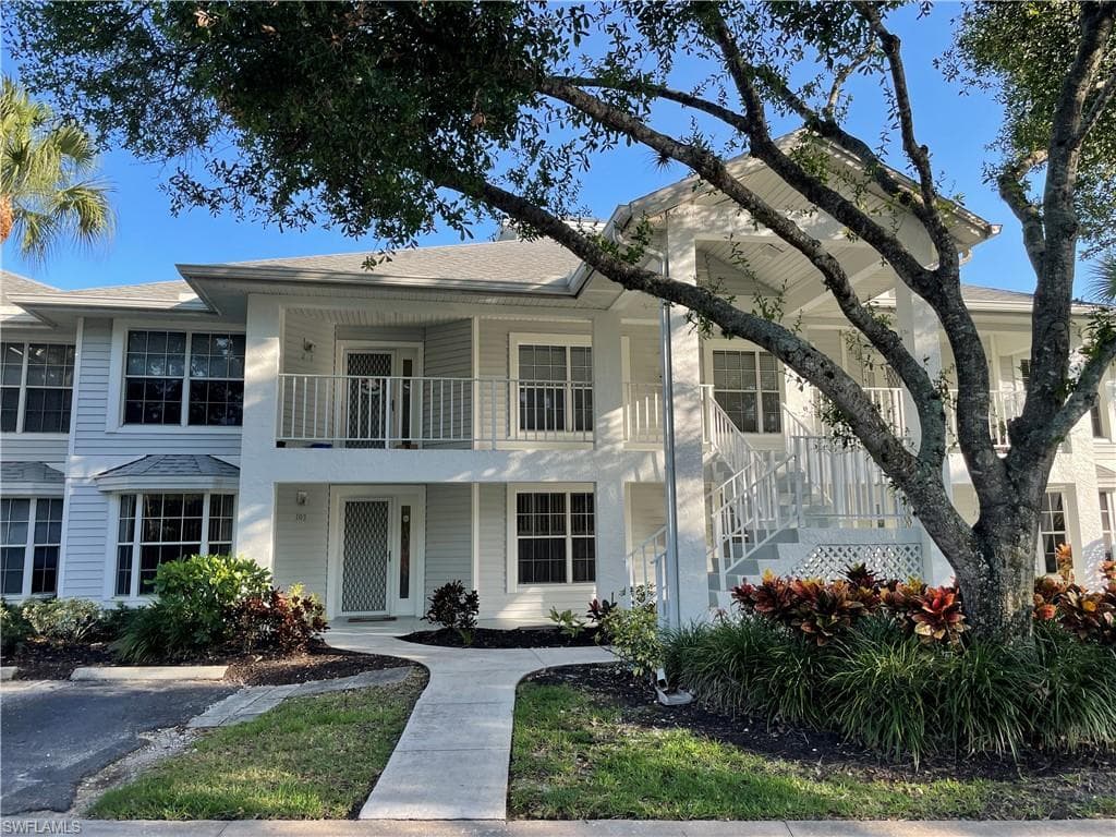 1100 Misty Pines CIR B-103 NAPLES, FL 34105