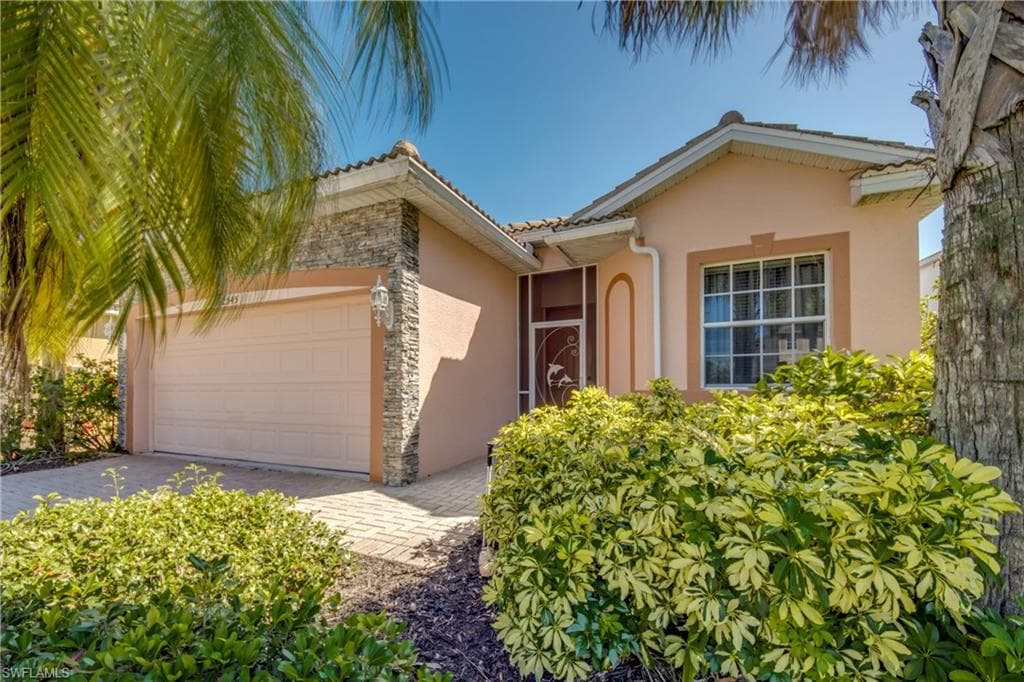 2545 Deerfield Lake CT CAPE CORAL, FL 33909