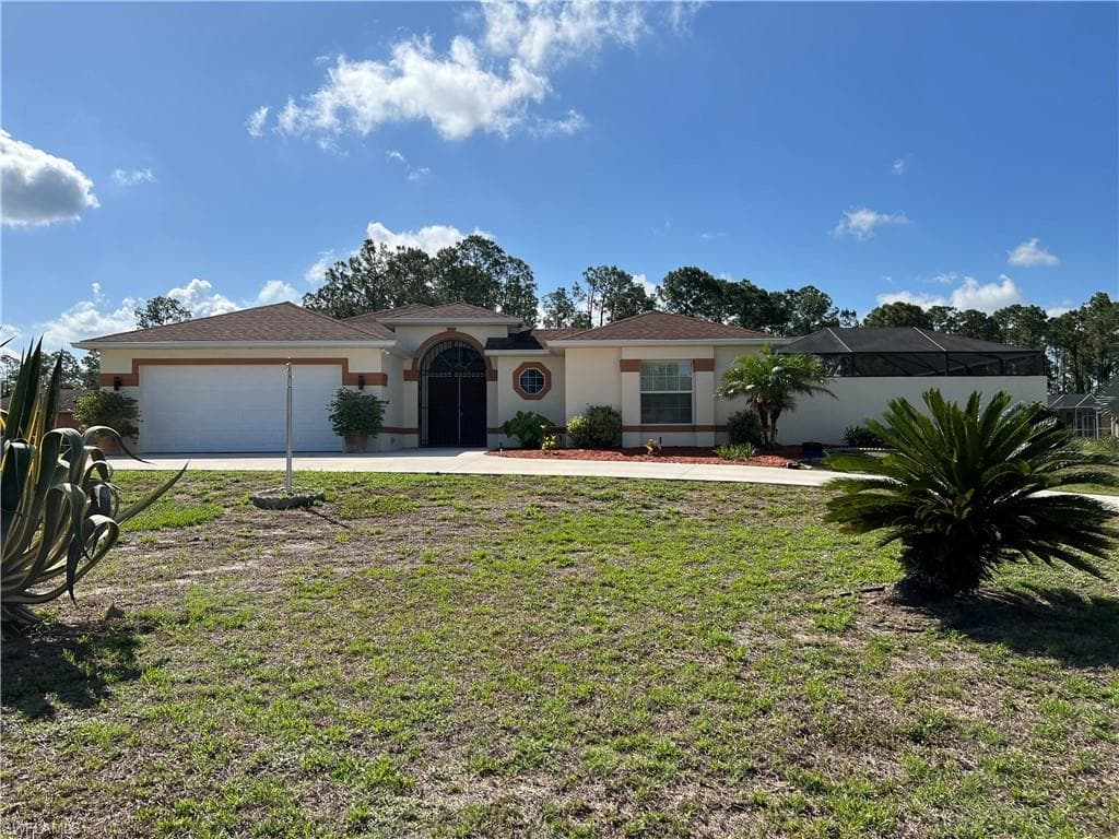822 Palmetto AVE LEHIGH ACRES, FL 33972