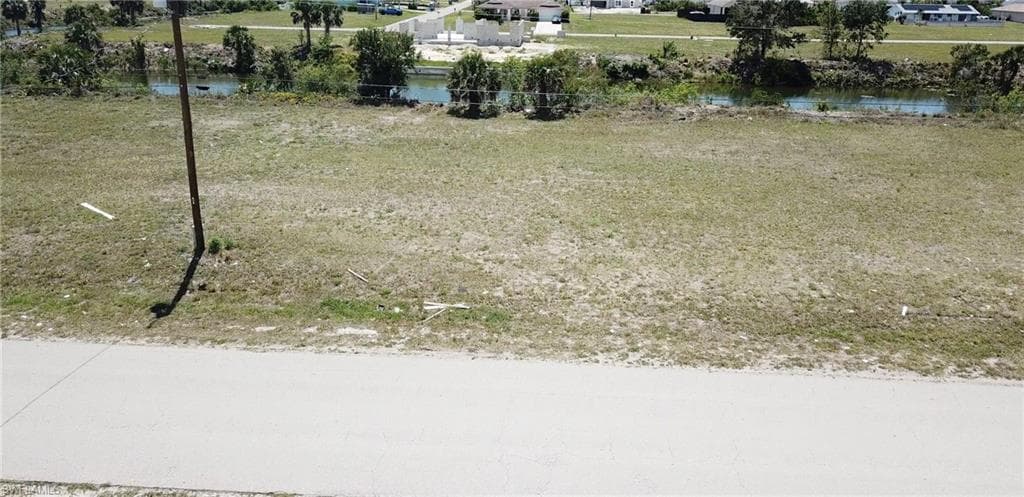2522 NE 6th AVE CAPE CORAL, FL 33909