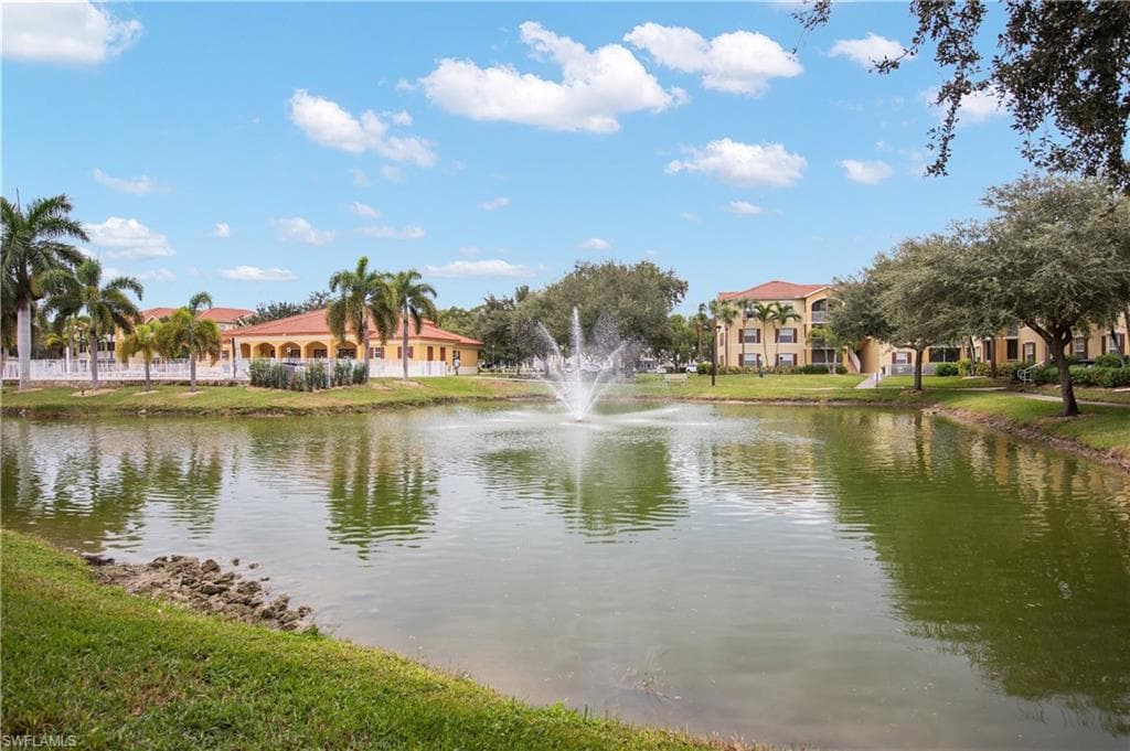 4113 Residence DR 201 FORT MYERS, FL 33901