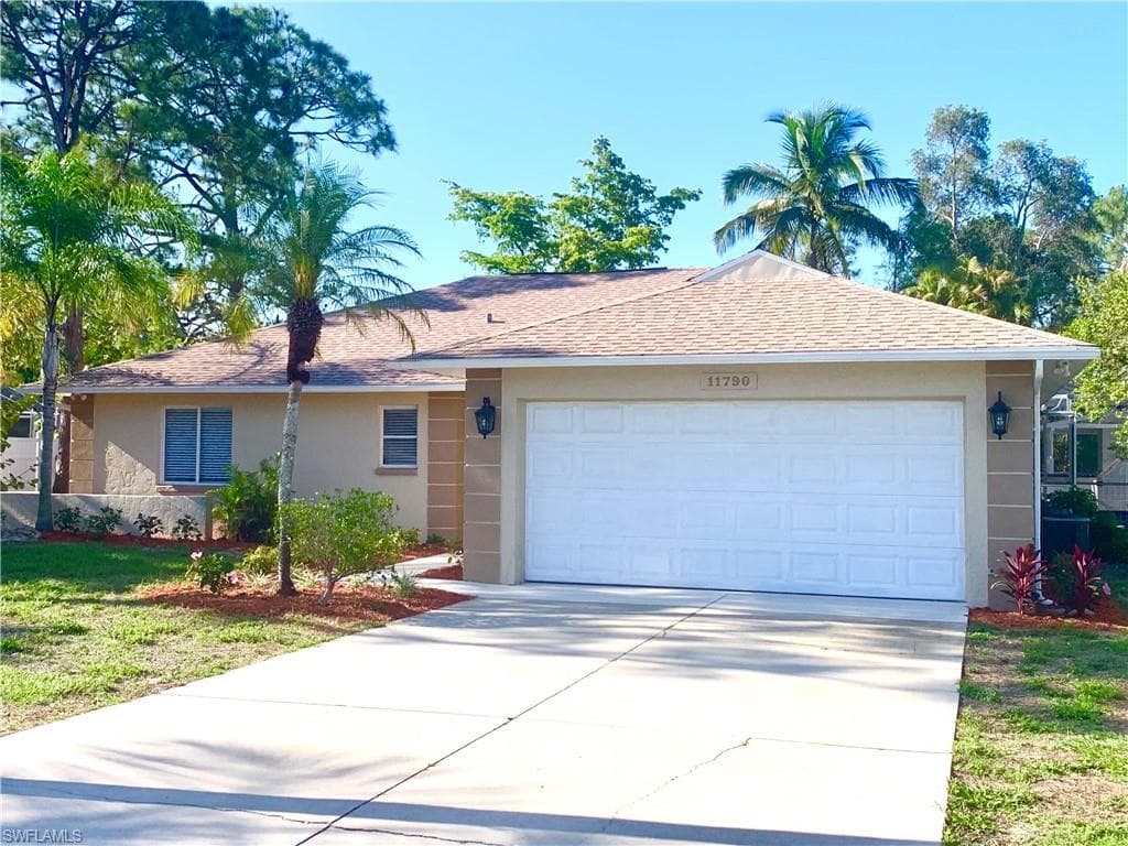 11790 Amanda LN BONITA SPRINGS, FL 34135
