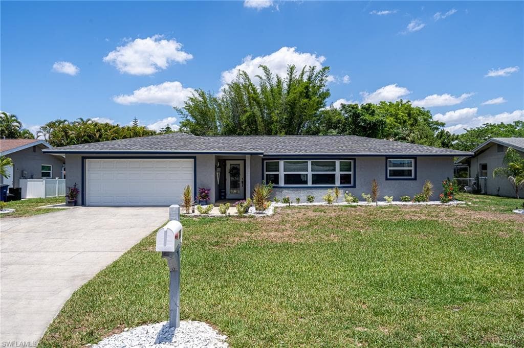 1659 S Fountainhead RD FORT MYERS, FL 33919