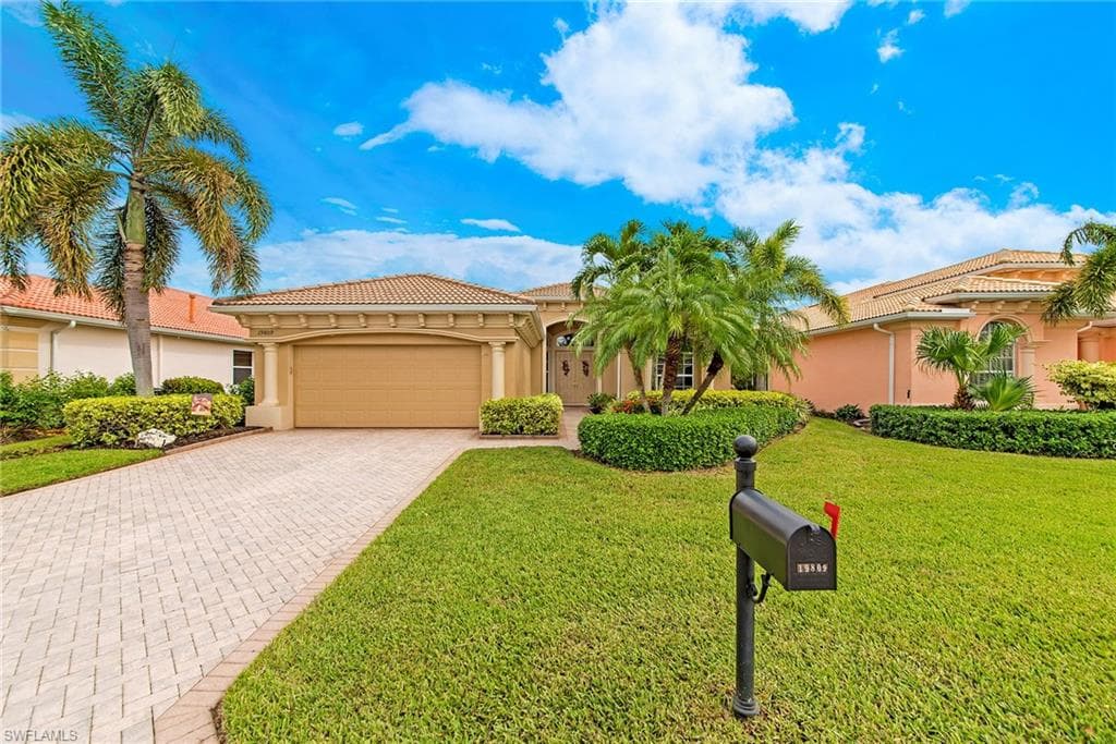 19809 Casa Verde WAY ESTERO, FL 33967