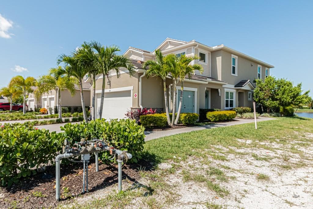 4602 Arboretum CIR 203 NAPLES, FL 34112