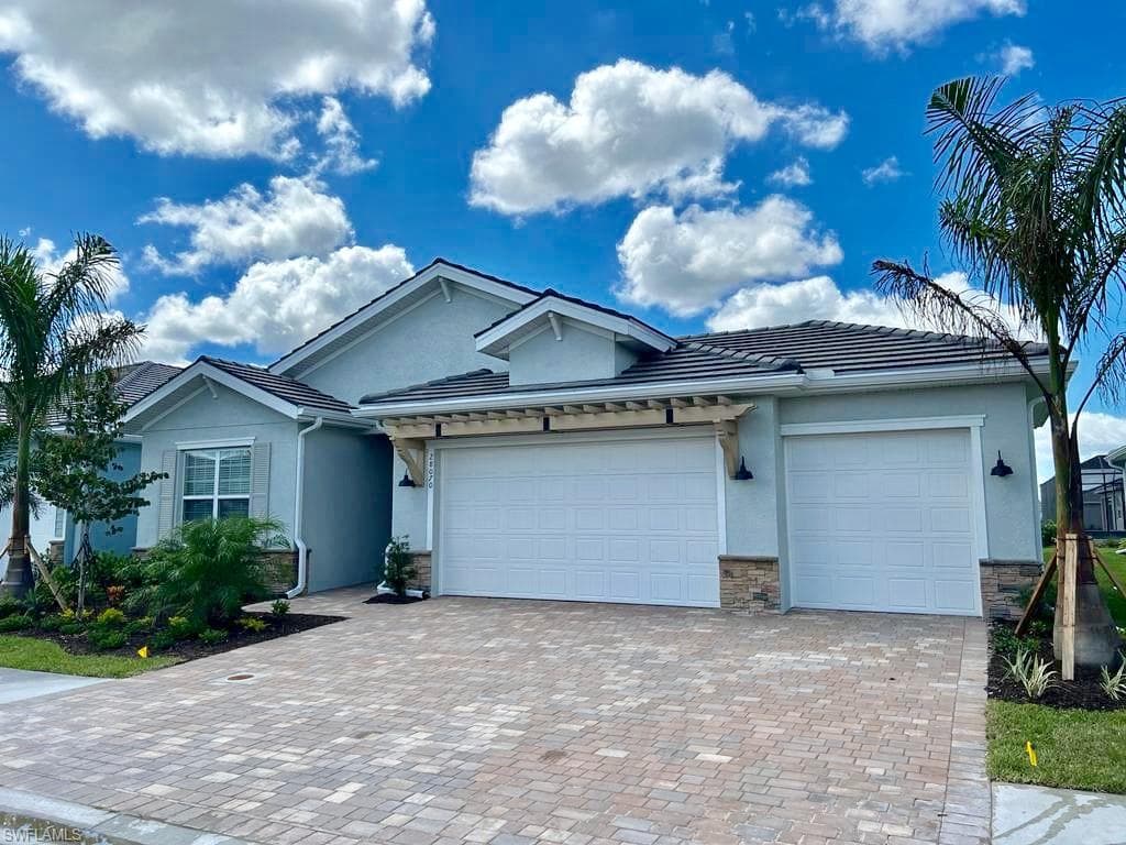 28070 CAPTIVA SHELL LOOP BONITA SPRINGS, FL 34135