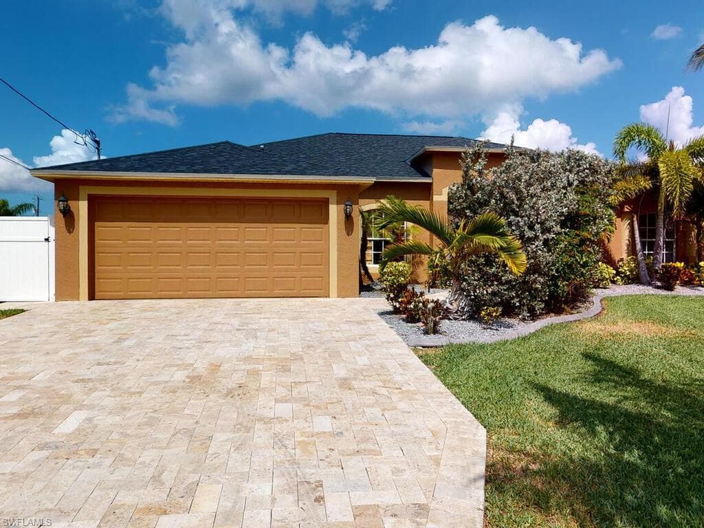 4626 17th PL CAPE CORAL, FL 33914