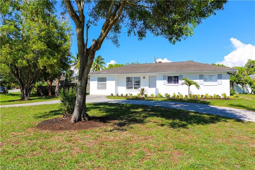 5140 20th CT SW NAPLES, FL 34116