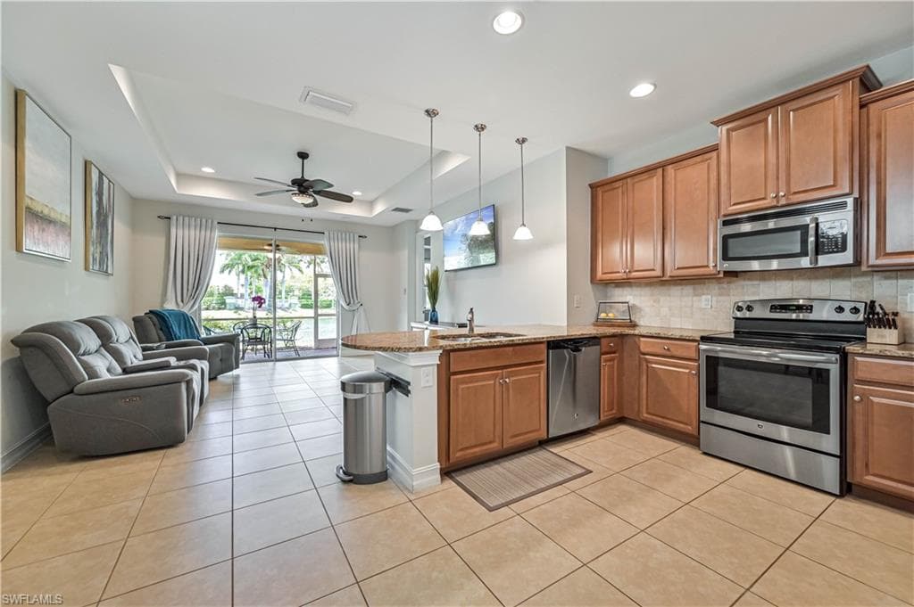 3567 Brittons CT FORT MYERS, FL 33916