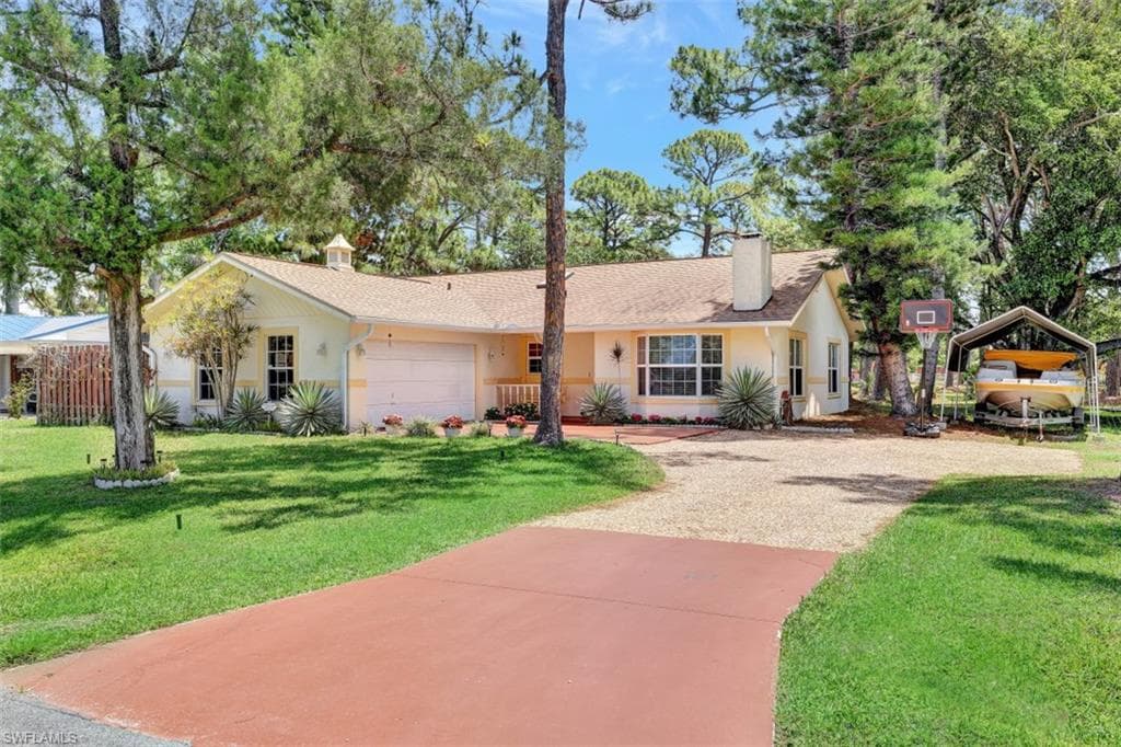 7160 Vassar DR FORT MYERS, FL 33908