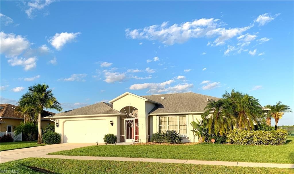277 Richmond AVE S LEHIGH ACRES, FL 33936