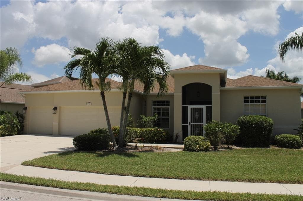 23360 Olde Meadowbrook CIR ESTERO, FL 34134
