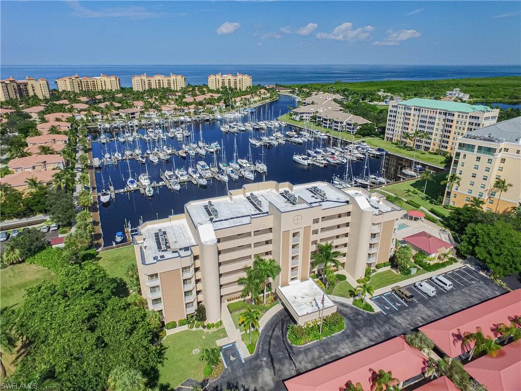 3020 MATECUMBE KEY RD 305 PUNTA GORDA, FL 33955