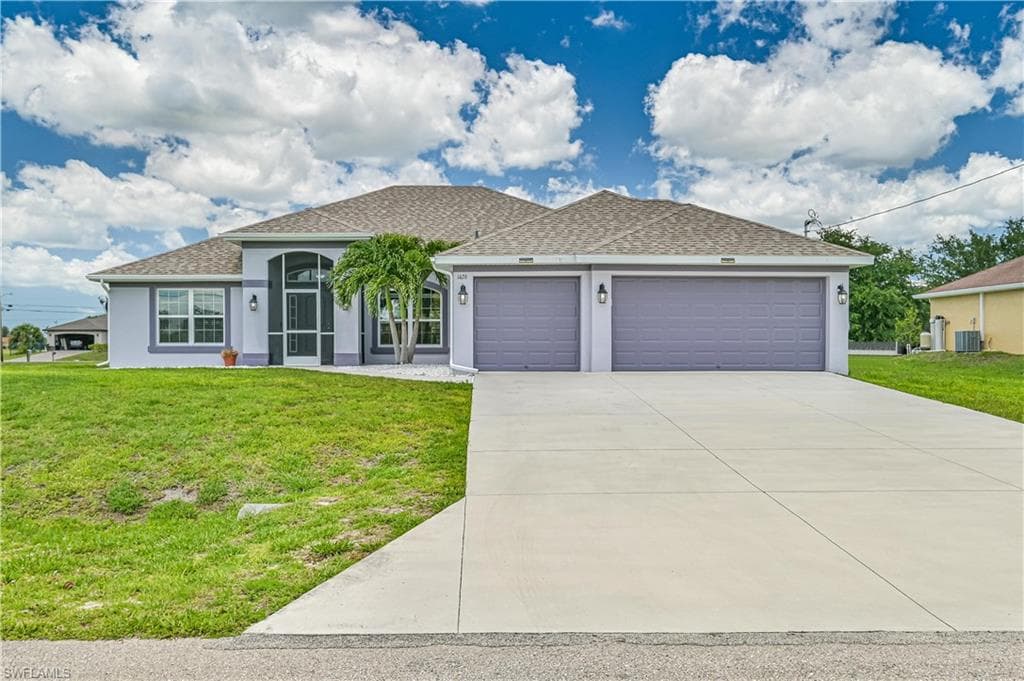 1426 5th PL CAPE CORAL, FL 33909
