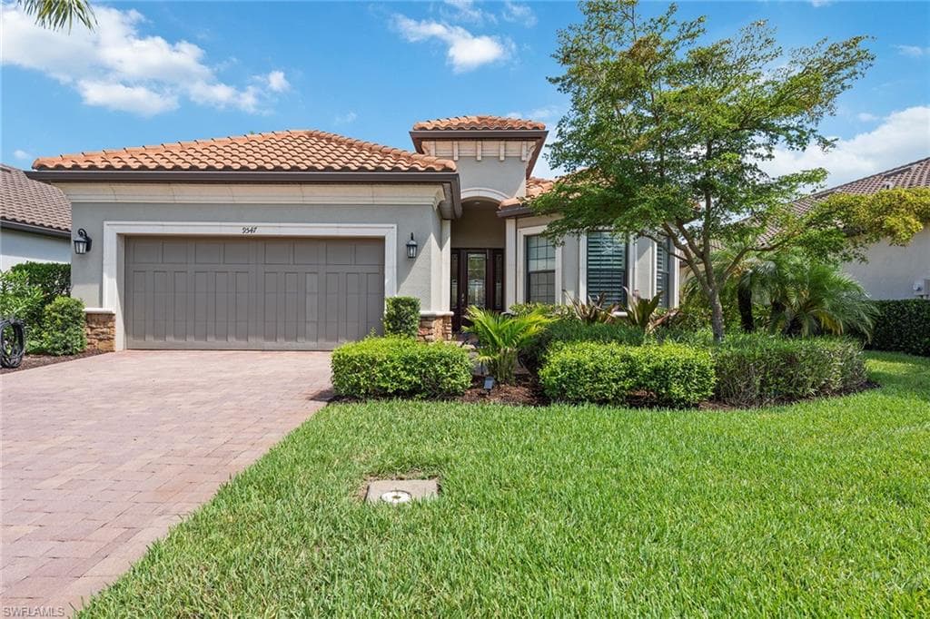 9547 Campanile CIR NAPLES, FL 34114